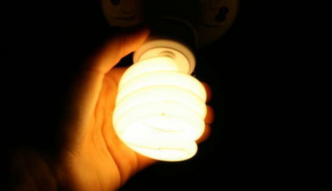 Un electrician a întrerupt energia electrică în casa polițistului care i-a luat permisul auto - lumina134204456031553300-1359639839.jpg