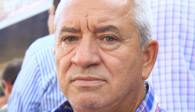 Proiecte blocate, în comuna Lumina! Primarul Dumitru Chiru trage semnalul de alarmă - luminachirudumitru5-1443541161.jpg