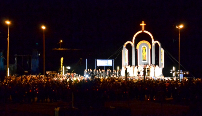 Locuitorii din Mangalia vor lua lumina Învierii din Portul Mangalia - luminamangaliainvierea-1492001117.jpg
