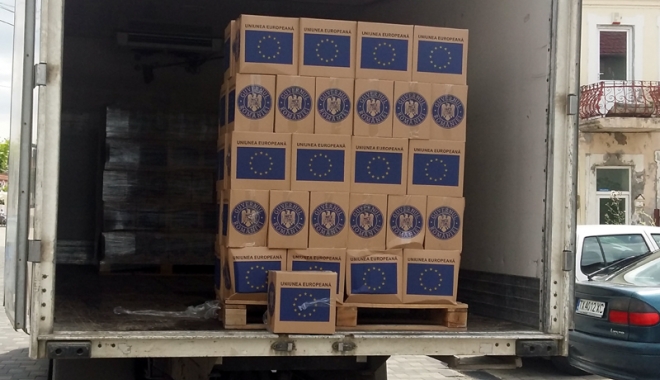 Primăria Lumina redistribuie pachetele cu alimente de la UE - luminapacheteue-1473263272.jpg
