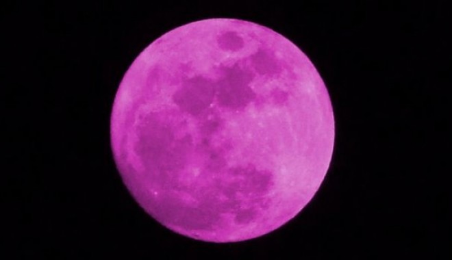 LUNA își schimbă culoarea. Va fi ROZ! Află mai mult - lunaroz43973900-1366902364.jpg