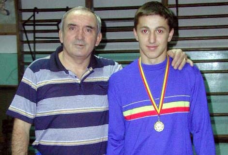 LUPTE / Memorialului 
