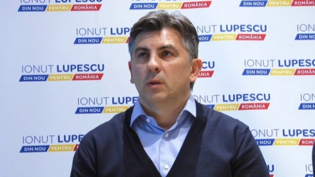 Prima reacție a lui Ionuț Lupescu, după ce a pierdut alegerile pentru șefia FRF - lupescu-1524064573.jpg