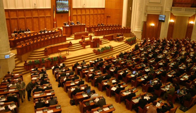 Taxa de solidaritate, respinsă de Camera Deputaților - luplenulparlamentului-1337691464.jpg