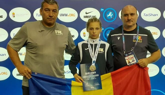 Luptătoarea constănţeană Alexandra Voiculescu, medaliată cu argint la Mondiale - luptatoarea-1627214862.jpg