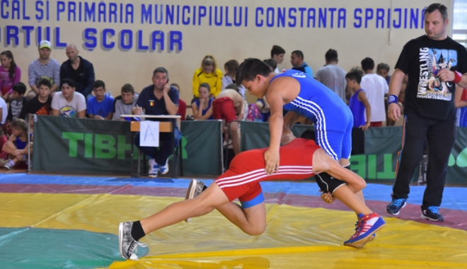 Luptătorii constănțeni vor să închidă sezonul pe podiumul Cupei României - luptatorii-1479831869.jpg