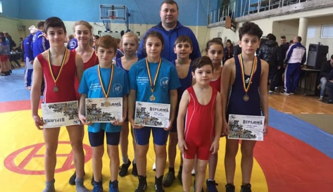 Luptătorii de la CS Mangalia, victorioși la Memorialul Internațional 