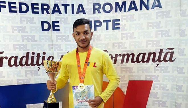 Luptătorii constănțeni, medaliați cu aur la Campionatul Național pe echipe - luptatorii-1510681948.jpg
