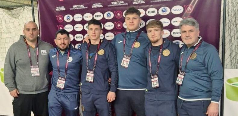 Doi sportivi de la CSM Constanța evoluează la Campionatul European de lupte - lupte-1773056191.webp