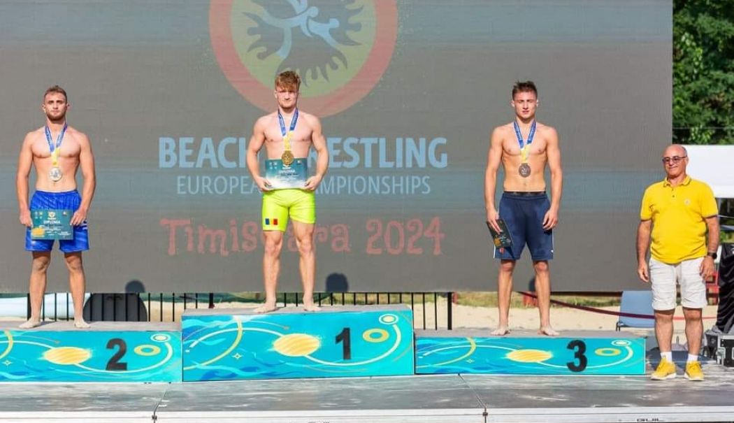 Constănţeanul Daniel Sandu, aur la Campionatul European de Lupte pe Plajă - lupte-campion-1721653832.jpg