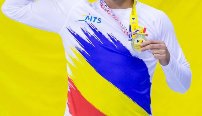 Lupte / Două zile până la debutul Cupei Mondiale. Un constănţean în lotul României - lupte1012-1607683442.jpg