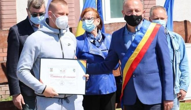Lupte / Maestrul Tudor Barbul, declarat, post-mortem, Cetăţean de onoare - luptecetatean-1619708287.jpg