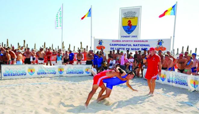 Atracții estivale la Mangalia. Cupa Callatis la lupte - luptecmyk-1566889847.jpg