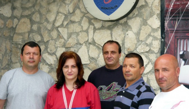 Denisa Macovei, speranța României la Jocurile Olimpice din 2016 - luptedenisa-1347478215.jpg