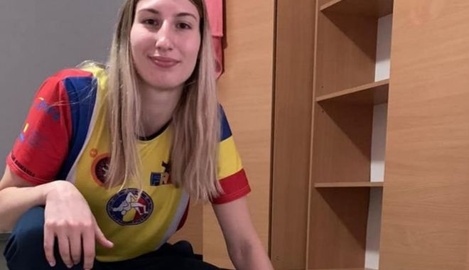 Lupte / Lotul olimpic feminin al României, în cantonament la Poiana Braşov - luptepoiana501-1609865770.jpg