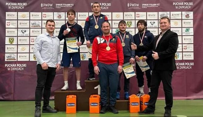 Lupte / Cinci medalii pentru sportivii români, la Cupa Poloniei - luptepolonia-1612882995.jpg