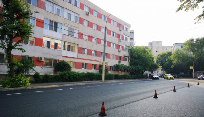 Atenție unde parcați! Lucrări de reabilitare a carosabilului, la Constanța - lur-1561704996.jpg