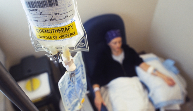CHIMIOTERAPIA poate contribui la răspândirea cancerului și la declanșarea unor tumori mai agresive - m7100113cancerchemotherapyspl-1499407446.jpg