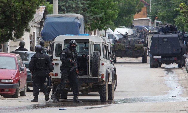 Conflict armat în Macedonia. Cinci polițiști morți în urma confruntării cu un grup de teroriști - macedoniashootings3630x378-1431327093.jpg