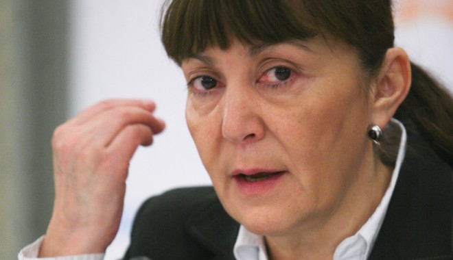 Dezbinarea CSM este strategia USL pentru subordonarea justiției - macovei-1357921394.jpg