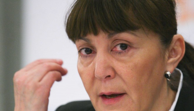 Monica Macovei și-a depus candidatura la șefia PDL - macovei-1362144597.jpg