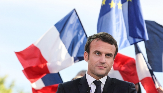 Popularitatea lui Macron scade puternic - macron-1501775846.jpg