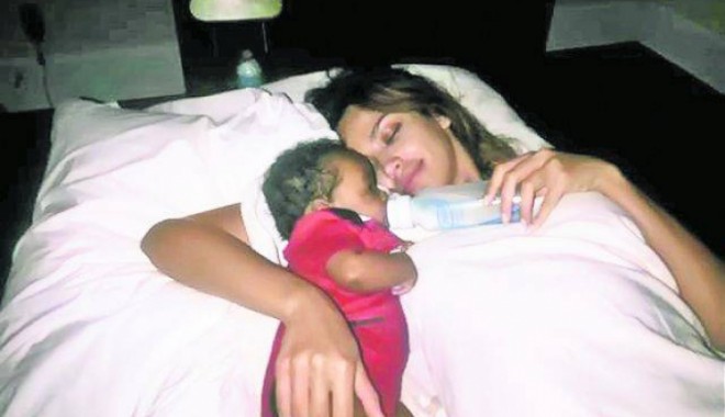 Mădălina Ghenea și-a vizitat fiul adoptat - madghen31856500-1366440067.jpg
