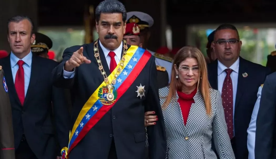 Liderul venezuelean și soția sa, capturați și scoși din țară pe calea aerului