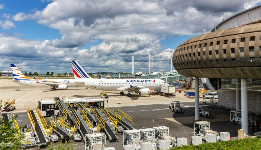 MAE: Atenţionare de călătorie pentru Franța, posibile perturbări ale traficului aerian - mae-franta-atentionare-calatorie-1713963239.jpg