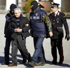 568 de ani de închisoare pentru o familie a Mafiei - mafia-1331310358.jpg