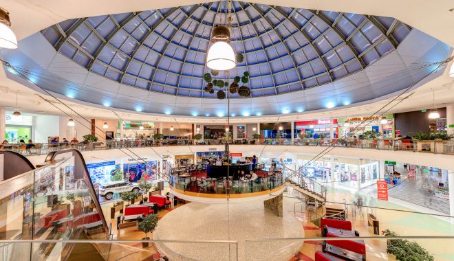 Se boicotează deschiderea magazinelor din mall? 