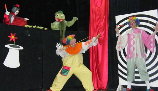 Magia circului,  la Teatrul de copii - magiacircului-1430058408.jpg