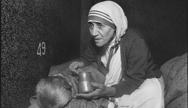 Moment istoric la vatican. Maica Tereza a fost canonizată - maicaterezacanonizare-1472995135.jpg
