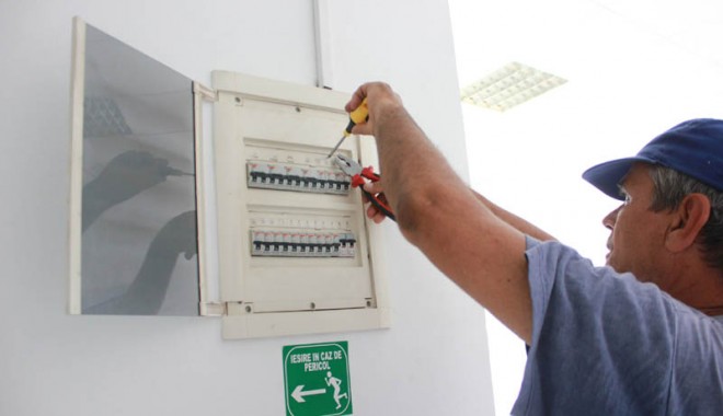 Mai multe localități din județ, fără curent electric - maimultelocalitati-1403796780.jpg