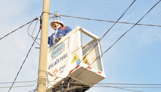 Mai multe localități din județ, fără curent electric - maimultelocalitaticurent-1412616504.jpg