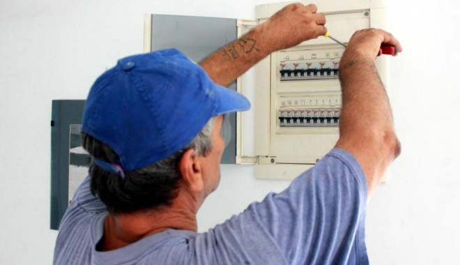 Mai multe străzi din Constanța, fără curent electric - maimultestrazicurent-1411492416.jpg