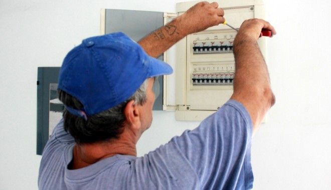 Mai multe zone din Constanța, fără curent electric - maimultezonedinconstanta-1410452500.jpg