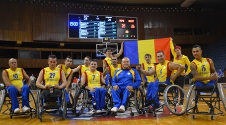 Campioni la baschet în fotoliu rulant - main1349957927-1349983694.jpg