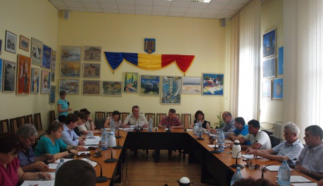 Mâine este ședință de Consiliu Local la Medgidia - maineestesedinta-1411551326.jpg