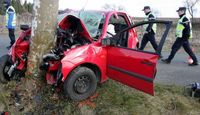 Mai puțini morți în accidente, pe șoselele României - maiputinimorti-1418584721.jpg