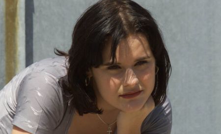 Mălina Olinescu va fi înmormântată ca un sinucigaș - malina-1323954803.jpg