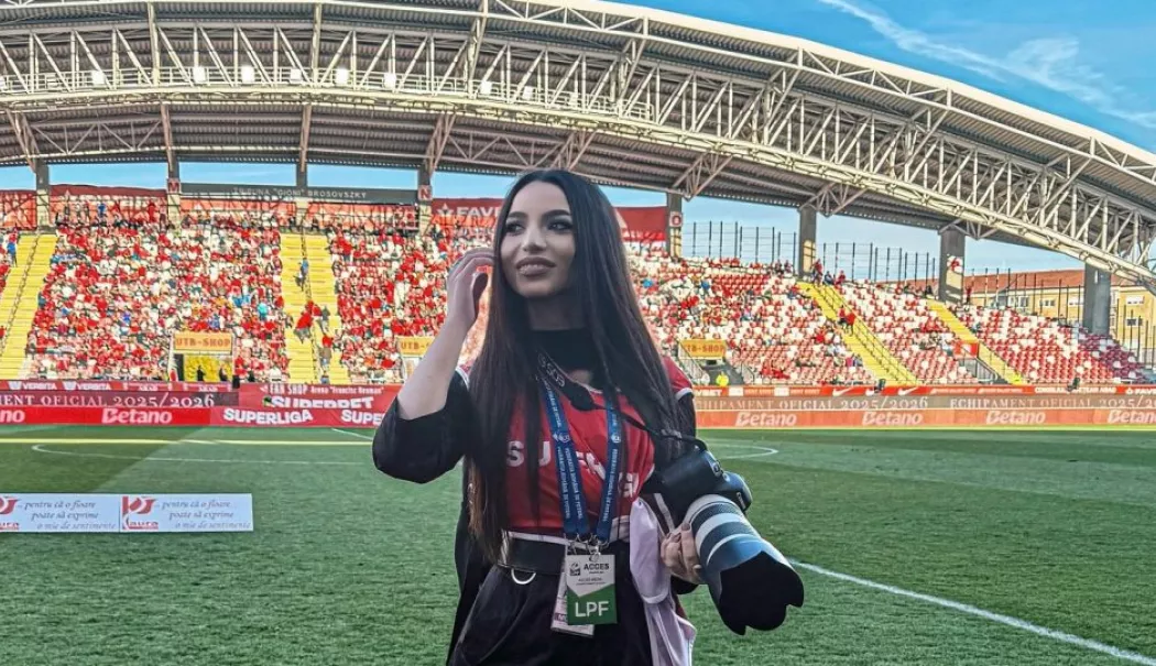 O tânără de 27 de ani a murit după ce a căzut de la etajul 7. Mălina era fotoreporter sportiv