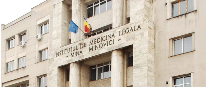 Descinderi la INML. Membrii unei comisii, suspectați că au favorizat un medic acuzat de malpraxis - malpraxis-1743421747.jpg