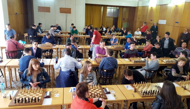 Mamaia, gazda Campionatului European feminin de șah. Karpov, pe litoral! - mamaia2-1463421104.jpg