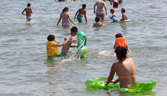 Clasamentul celor mai periculoase locuri de pe litoralul românesc - mamaia9-1342777137.jpg