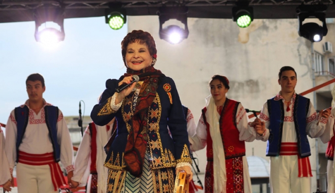 Festivalul  Mamaia Fairytale  se încheie cu Mamaia  Folclorului Românesc - mamaiafairytale1-1504192252.jpg