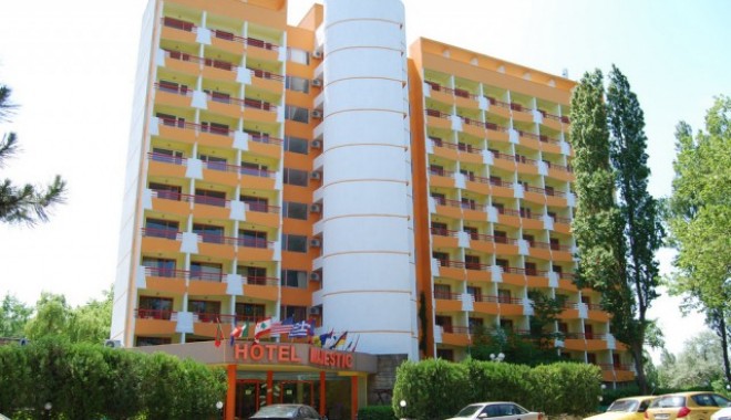 Suspiciune de toxiinfecție alimentară la restaurantul Hotelului Majestic din Mamaia - mamaiahotelmajestic11-1347043846.jpg