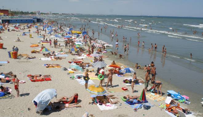 ANM. Cum va fi vremea, astăzi, la Constanța - mamaiaplajaaglomeratieturisti5-1437033074.jpg
