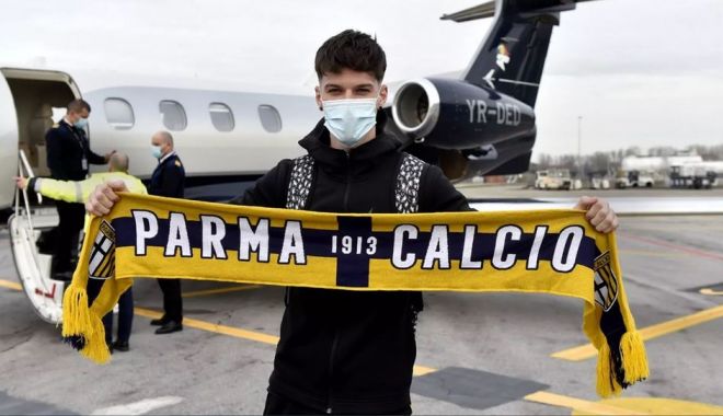 Dennis Man a ajuns la Parma. Cum a fost primit pe aeroport noul star al italienilor - man-1611911307.jpg