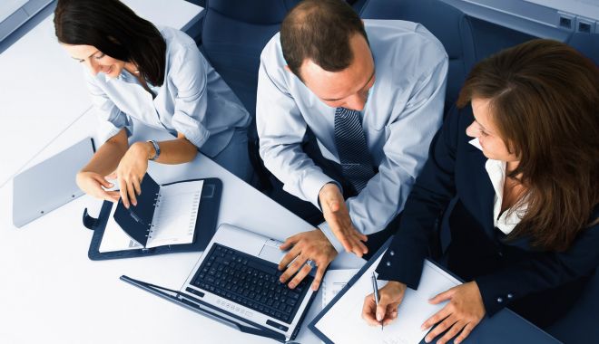 Managerii din economie cred că volumul de activitate, numărul salariaților și prețurile vor crește - managerii-1564436725.jpg